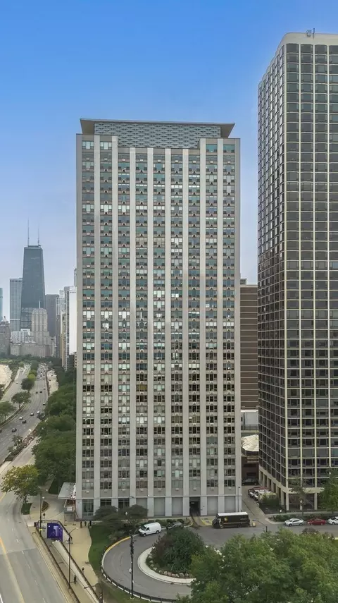 1550 N Lake Shore Dr #6AC, Chicago, IL 60610
