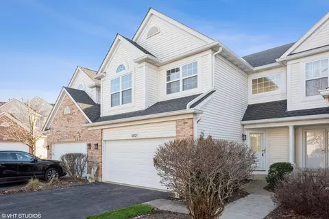 1112 Lillian Ln, West Chicago, IL 60185