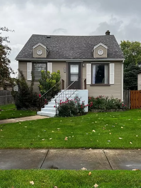 10009 Marion Ave, Oak Lawn, IL 60453