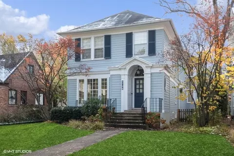 2736 Harrison St, Evanston, IL 60201