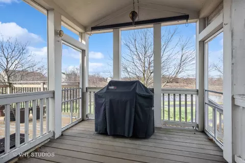 Exterior - 4750 Whitehall Ct, Algonquin, IL 60102 photo 2 of 3