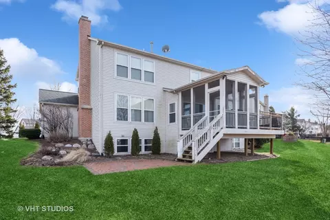 Exterior - 4750 Whitehall Ct, Algonquin, IL 60102 photo 3 of 3