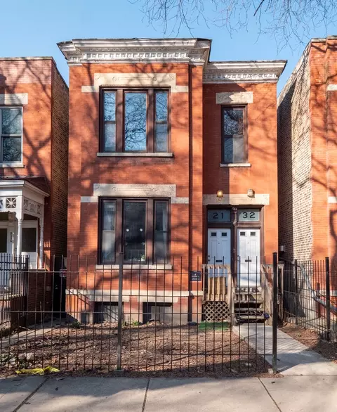 2132 W Potomac Ave, Chicago, IL 60622