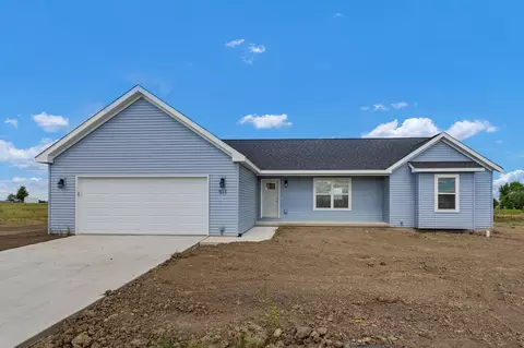511 Patterson Dr, Fisher, IL 61843