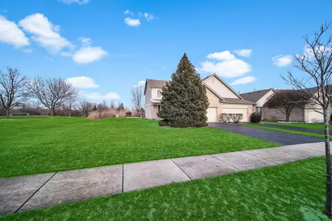 7701 Bristol Park Dr, Tinley Park, IL 60477