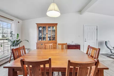 Dining - 3807 Bluebird Ln, Rolling Meadows, IL 60008 photo 2 of 4