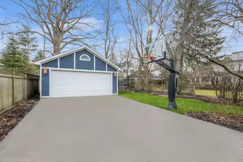 Exterior - 610 Cherry St, Winnetka, IL 60093 photo 4 of 4