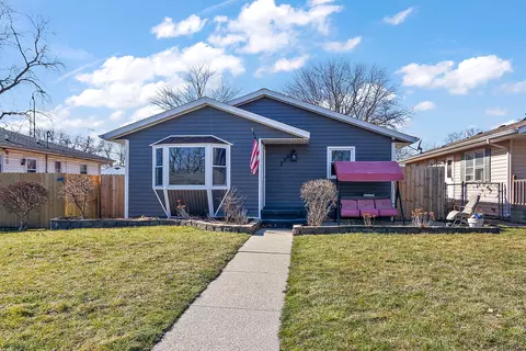 235 N Jefferson Ave, Bradley, IL 60915