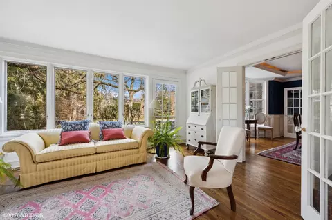 Bedroom - 2610 Blackhawk Rd, Wilmette, IL 60091 photo 1 of 5