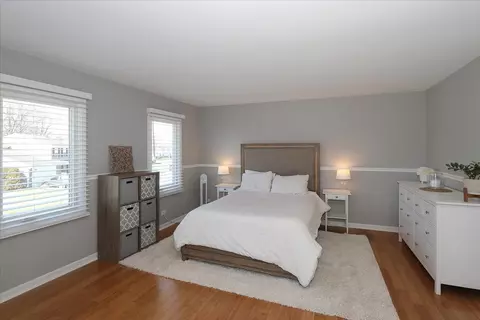 Bedroom - 4995 Lichfield Dr, Hoffman Estates, IL 60010 photo 2 of 3