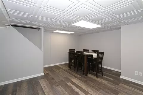 Other - 4995 Lichfield Dr, Hoffman Estates, IL 60010 photo 4 of 6
