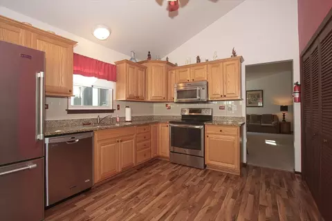 Kitchen - 3015 Middlebury Ct E, Aurora, IL 60504 photo 1 of 3