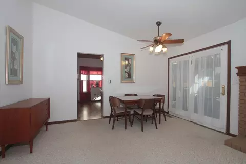 Dining - 3015 Middlebury Ct E, Aurora, IL 60504 photo 1 of 1