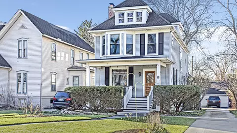 526 Forest Ave, River Forest, IL 60305