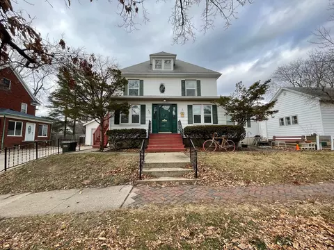 206 W High St, Urbana, IL 61801