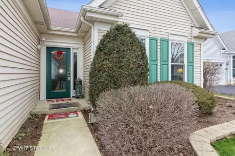 Exterior - 13809 S Redbud Dr, Plainfield, IL 60544 photo 3 of 12