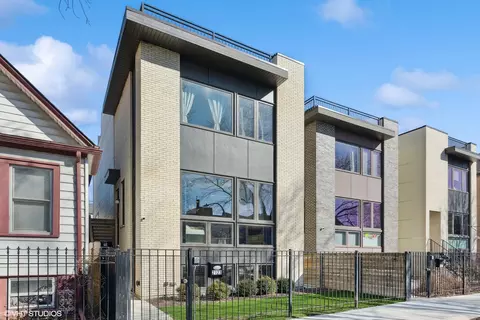2123 N Point St, Chicago, IL 60647