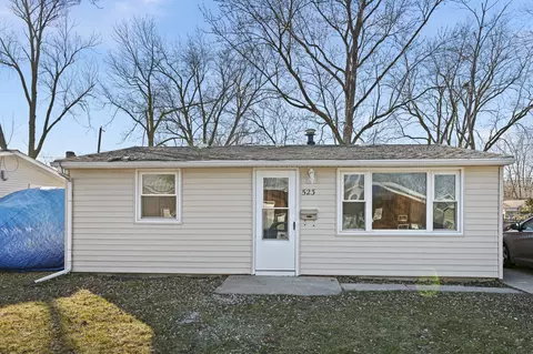 523 Maplewood Ave, Dekalb, IL 60115