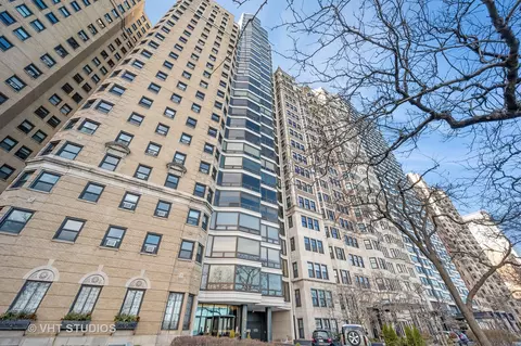 1418 N Lake Shore Dr #26, Chicago, IL 60610