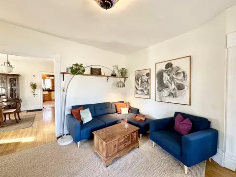 Living - 104 N Commonwealth Ave, Elgin, IL 60123 photo 1 of 4