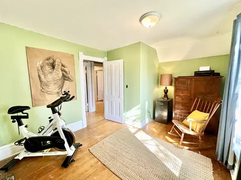 Bedroom - 104 N Commonwealth Ave, Elgin, IL 60123 photo 5 of 8