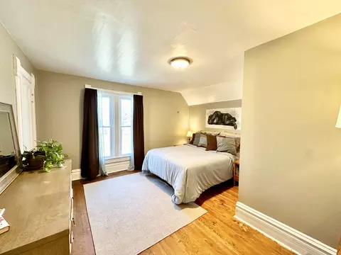 Bedroom - 104 N Commonwealth Ave, Elgin, IL 60123 photo 2 of 8
