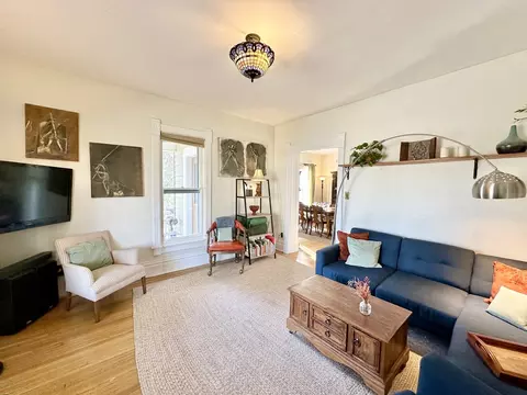 Living - 104 N Commonwealth Ave, Elgin, IL 60123 photo 2 of 4