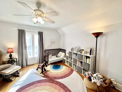 Bedroom - 104 N Commonwealth Ave, Elgin, IL 60123 photo 6 of 8
