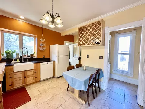 Dining - 104 N Commonwealth Ave, Elgin, IL 60123 photo 3 of 3