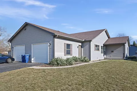 503 S Railroad St, Montgomery, IL 60538