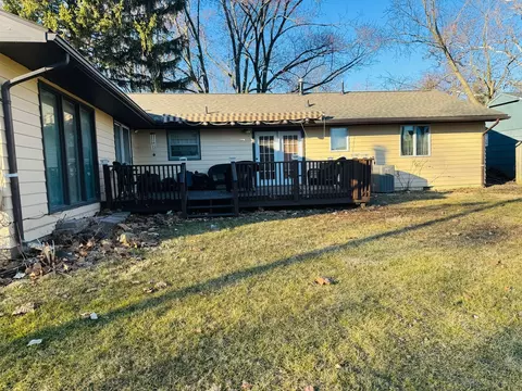 1811 Cypress Dr, Champaign, IL 61821 photo 9