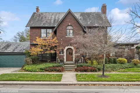 1145 Thatcher Ave, River Forest, IL 60305