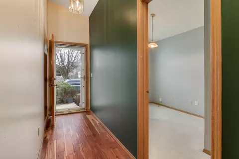Entry Way - 3510 Wegeng Dr, Bloomington, IL 61704 photo 2 of 2
