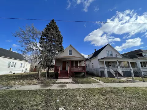 10519 S La Salle St, Chicago, IL 60628