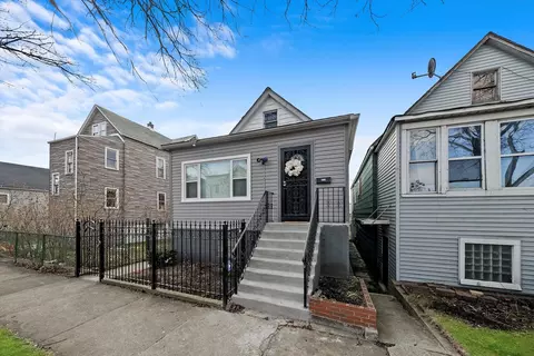 9638 S Avenue N, Chicago, IL 60617