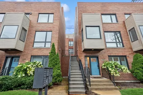 645 Custer Ave #403, Evanston, IL 60202