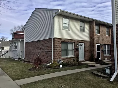 345 22nd Ave #A, Bellwood, IL 60104