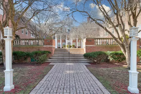 1406 Hinman Ave #2N, Evanston, IL 60201