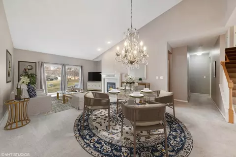 Dining - 2804 Waterfront Ave, Algonquin, IL 60102 photo 1 of 4