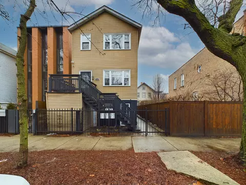 1936 W Ohio St, Chicago, IL 60622