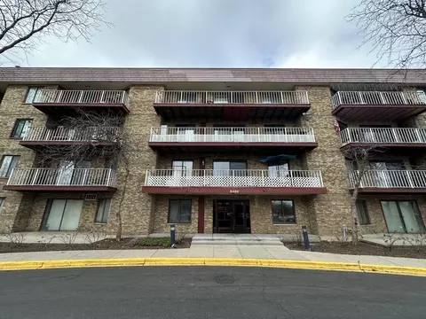 5400 Astor Ln #305, Rolling Meadows, IL 60008 photo 1