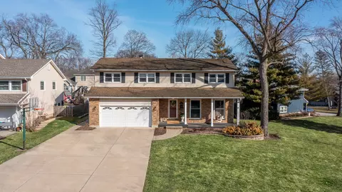 1207 Lyford Ln, Wheaton, IL 60189