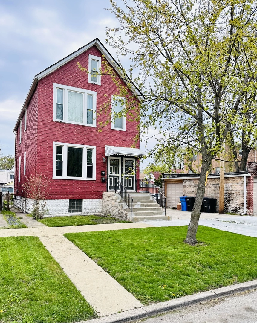 9316 S Marquette Ave  