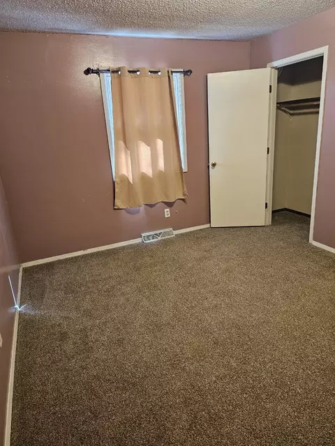 Bedroom - 2400 Austin Dr, Springfield, IL 62704 photo 4 of 9