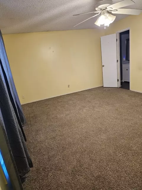 Bedroom - 2400 Austin Dr, Springfield, IL 62704 photo 2 of 9