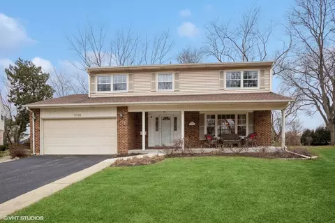 1706 S Fernandez Ave, Arlington Heights, IL 60005