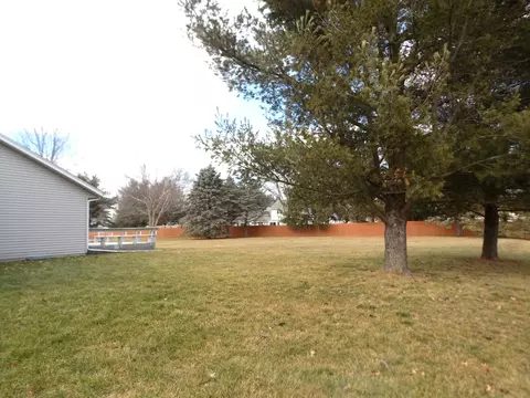 Exterior - 4252 Waltham Rd, Roscoe, IL 61073 photo 7 of 7