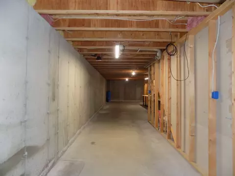 Entry Way - 4252 Waltham Rd, Roscoe, IL 61073 photo 1 of 1