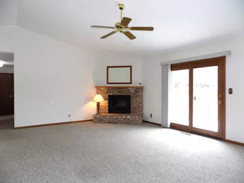 Living - 4252 Waltham Rd, Roscoe, IL 61073 photo 1 of 6