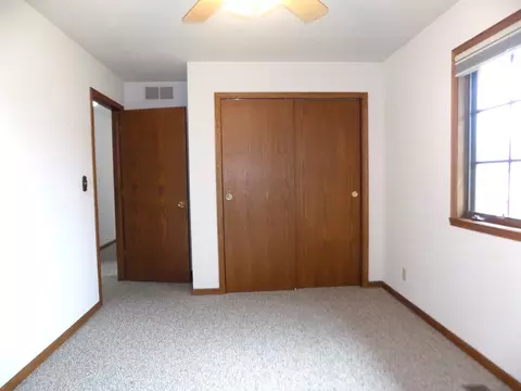 Bedroom - 4252 Waltham Rd, Roscoe, IL 61073 photo 4 of 5